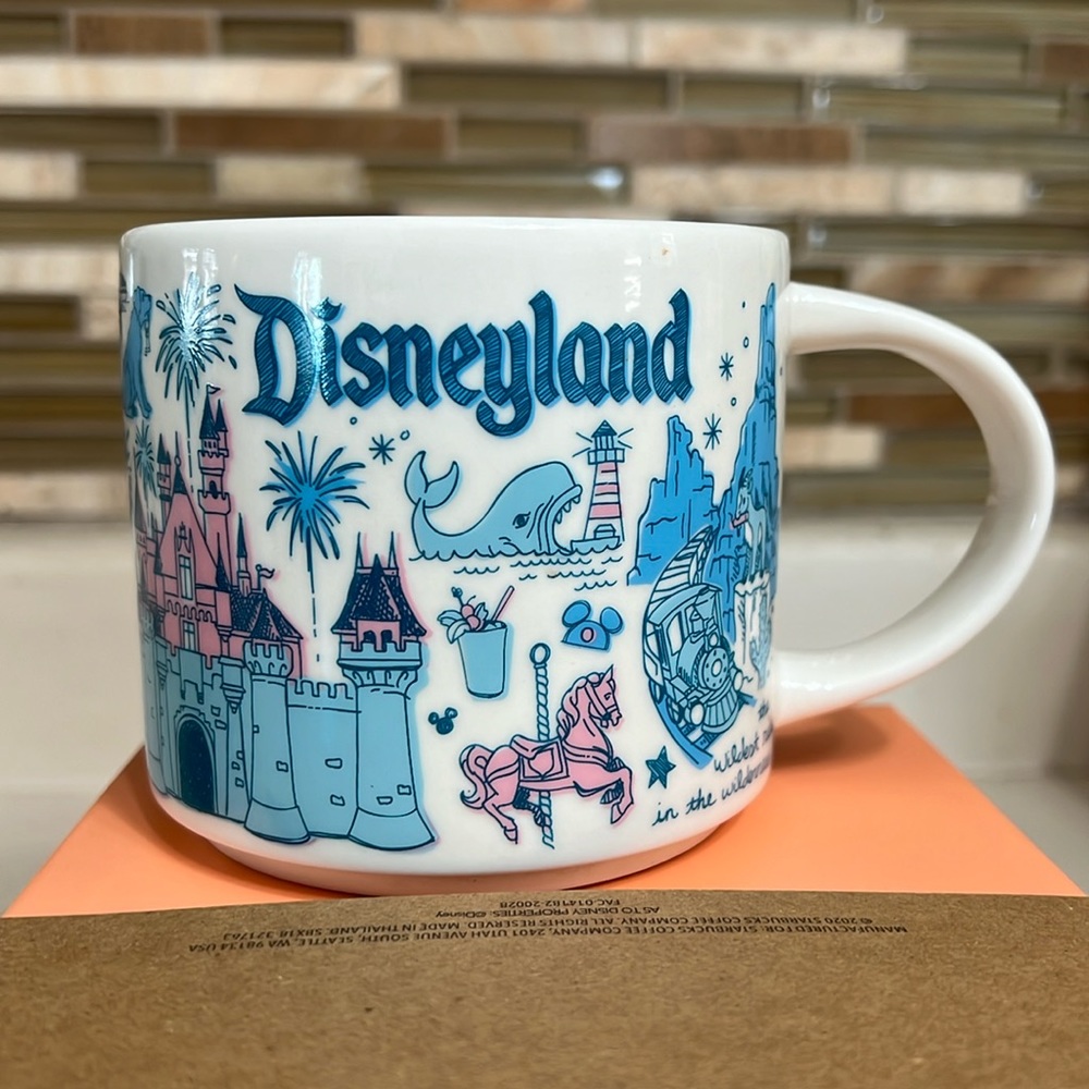 Disneyland Mug ☕️